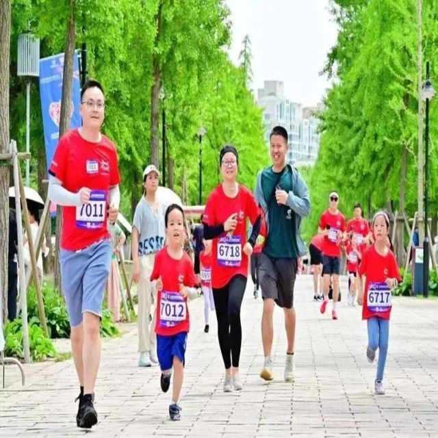 覃海洋复出再掀波澜：泳坛新王者强势归来